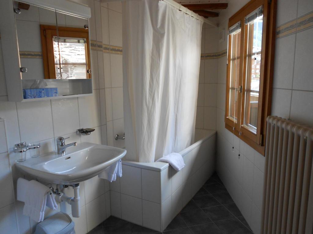 Mazot Zermatt Otel Oda fotoğraf